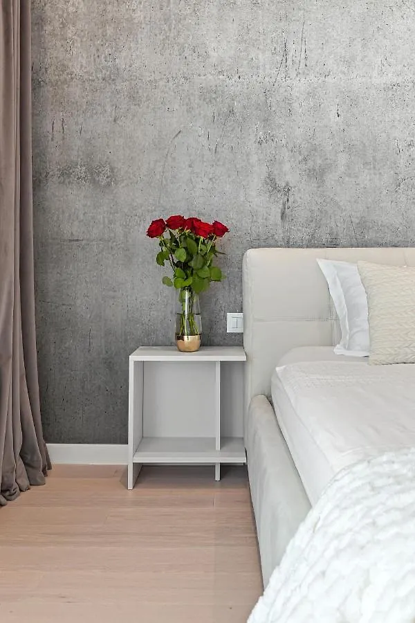One Verdi Luxury Apartment Bucharest